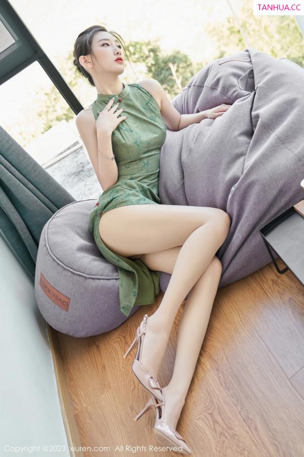   [XiuRen]高清写真图 2023.08.03 No.7181 沈青黛 旗袍美腿第53张图片